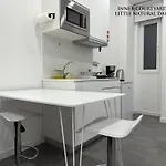 Laniakea Апартаменти Лісабон